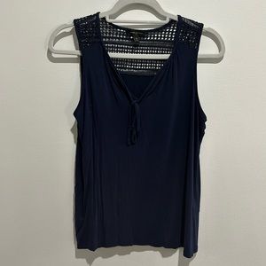 Banana Republic Geo Lace Navy Top Size XS